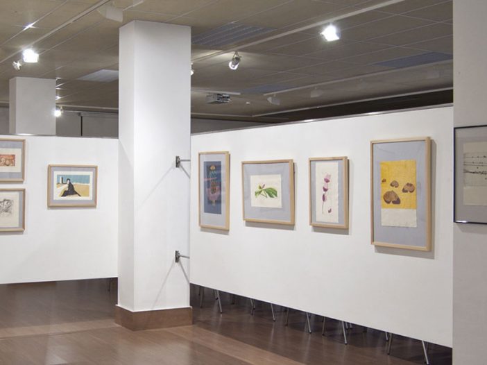 Sala de Exposiciones de la Escuela de Arte · Arte Eskolako erakusketa aretoa
