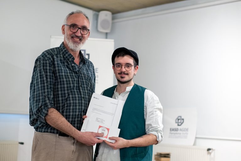 premio a la mejor felicitación de Año Nuevo